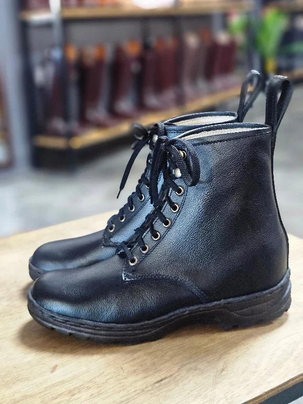 Men's shock - absorbing work & safety boots for long - hours standingHowie Leather Work Boot