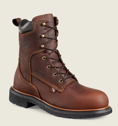 Men's work & safety boots with a removable insole for easy cleaningRed Wing Men's Dynaforce Safety Toe Work Boot 4200