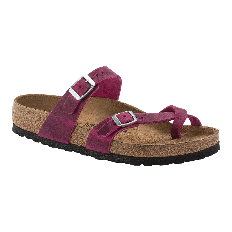 Men's sandals with a cushioned footbedMen's sandals with a cushioned footbedMayari Oiled Leather