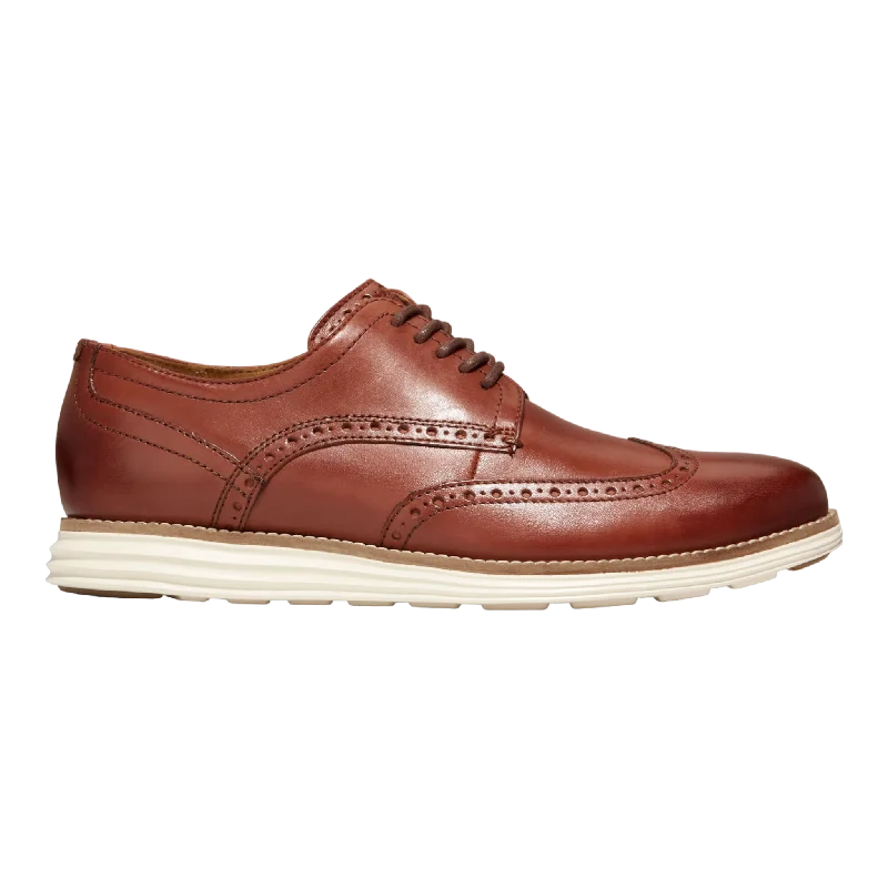 Men's sandals with a toe post designMen's sandals with a toe post designMen's ØriginalGrand Wingtip Oxford