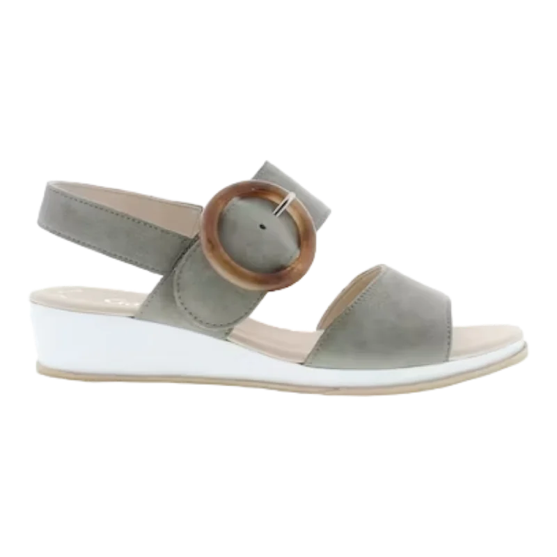 Men's sandals with a removable insole for cleaningMen's sandals with a removable insole for cleaning44.645.19