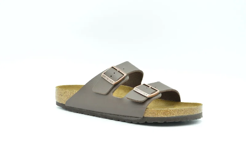 Men's sandals with a decorative buckle or charmMen's sandals with a decorative buckle or charmBIRKENSTOCK Arizona