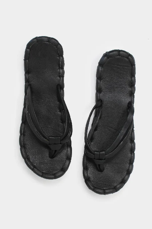 Men's sandals with a padded heelMen's sandals with a padded heelRecycled Leather Sandals | Black