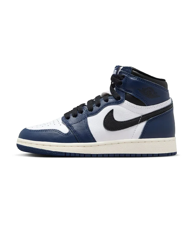 Men's classic white leather sneakers with black lacesAir Jordan 1 Retro High Og - Midnight Navy / Black-White-Sail