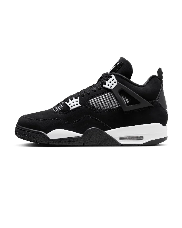 Men's sneakers with a removable insole for easy cleaningAir Jordan 4 Retro - Black / White-Black