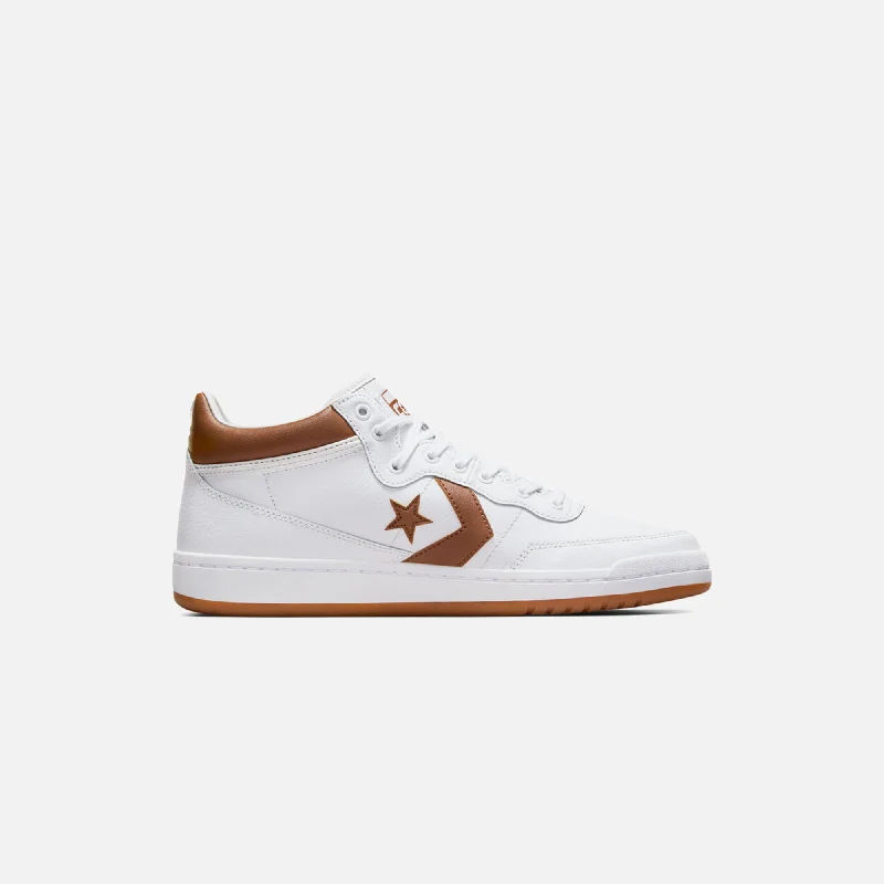 Men's athletic sneakers with a quick - dry liningConverse Cons Fastbreak Pro - White / Warm Tan / Black