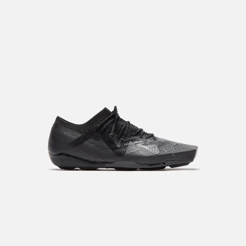 Men's gray mesh sneakers for breathability during workoutsPUMA x COPERNI 90SQR - Puma Black / Asphalt / Puma White