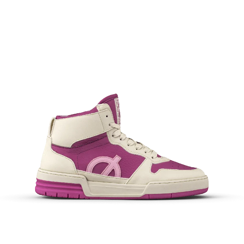 Men's waterproof hiking sneakers with a Gore - Tex liningNicki Minaj // PINK FRIDAY GIRLS