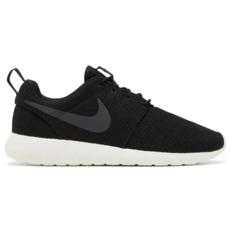 Men's classic white leather sneakers with black lacesMens Nike Roshe "Black/White"