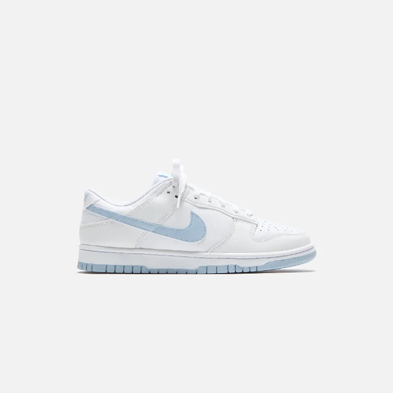 Men's classic white leather sneakers with black lacesNike Dunk Low Retro - White / Light Armory Blue / Summit White