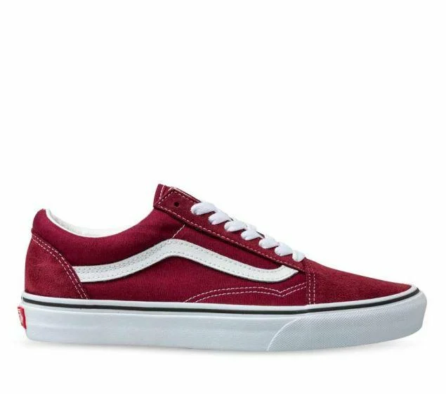 Men's minimalist sneakers with a simple designOld Skool Port Royale True White