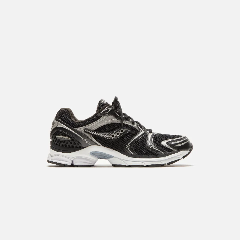 Men's sneaker collections based on popular cultureSaucony Progrid Triumph 4 - Black / Silver