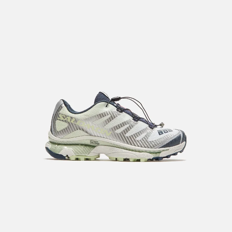 Men's adjustable - strap sneakers for a customized fitSalomon XT-4 OG - Carbon / Celadon Green / Silver Reflective