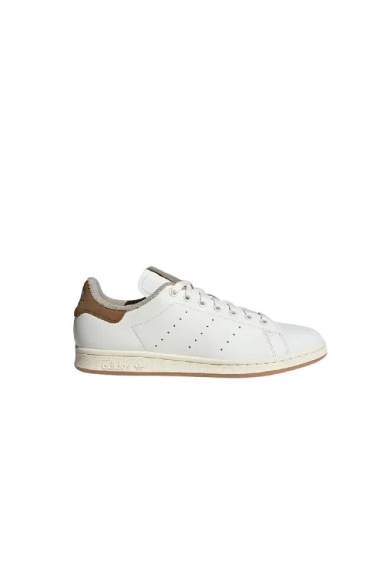 Men's tennis sneakers with a non - slip outsoleStan Smith Shoe Core White Bronze Strata