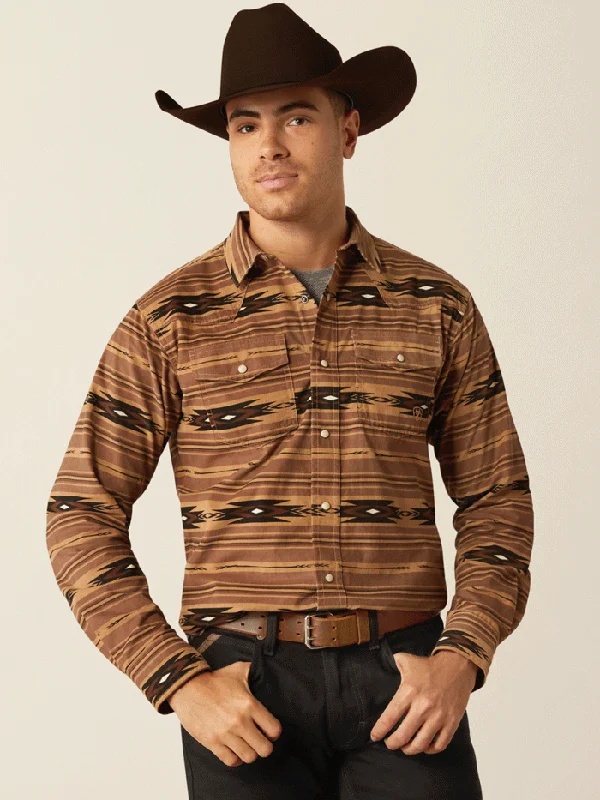 Men's western boots with a distressed leather finish for a rugged lookAriat 10053874 Mens Hobart Retro Fit Shirt Pine Bark