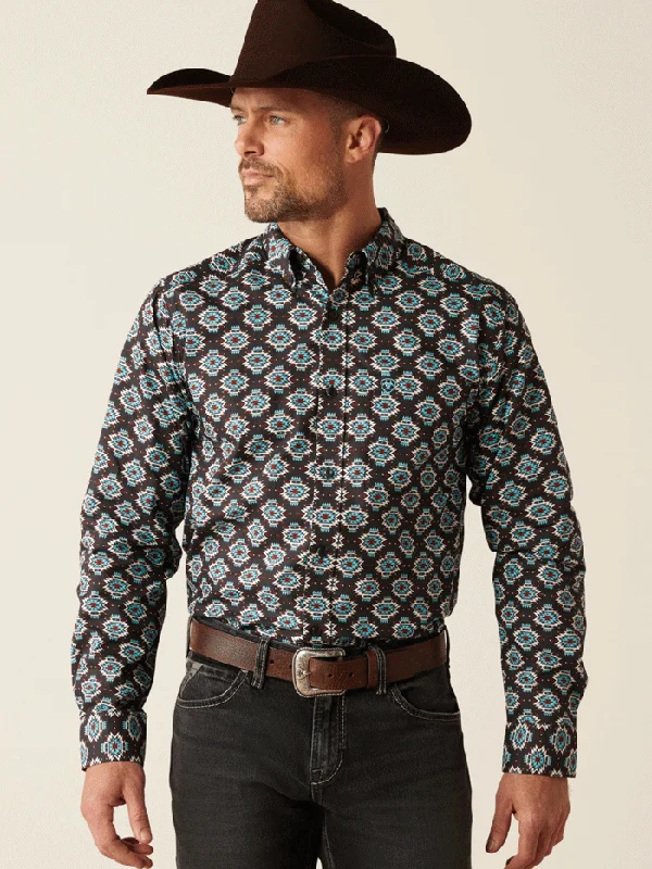 Men's western boots with a decorative inlay on the toe and heelAriat 10053919 Mens Paige Fitted Shirt Black